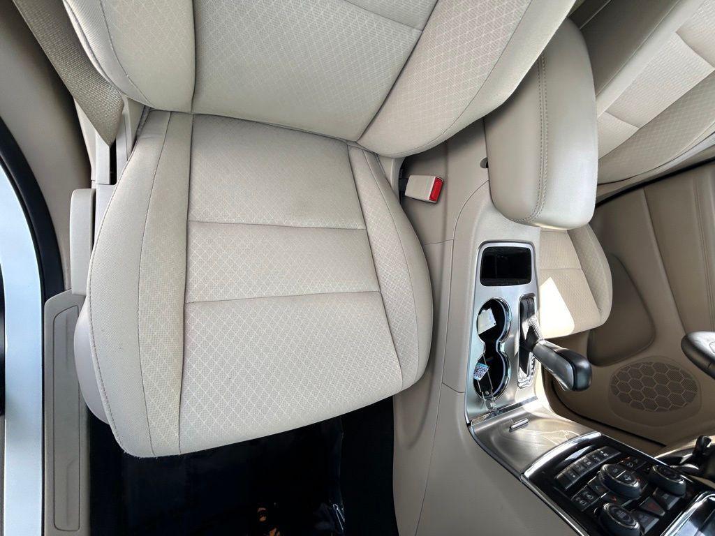 used 2022 Jeep Grand Cherokee WK car, priced at $21,500