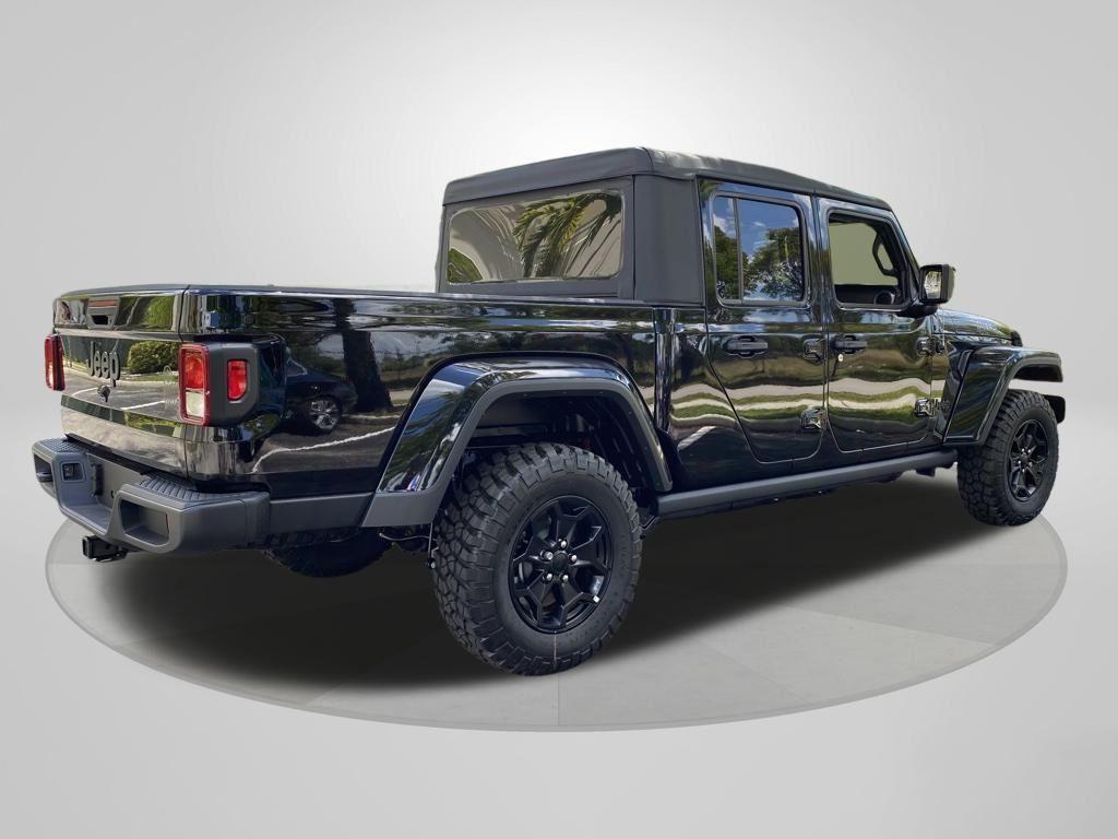 used 2022 Jeep Gladiator car, priced at $34,000