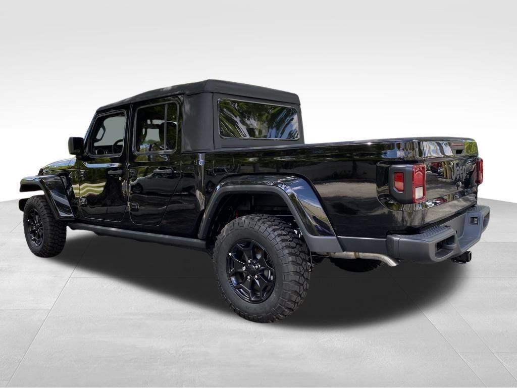 used 2022 Jeep Gladiator car, priced at $34,000