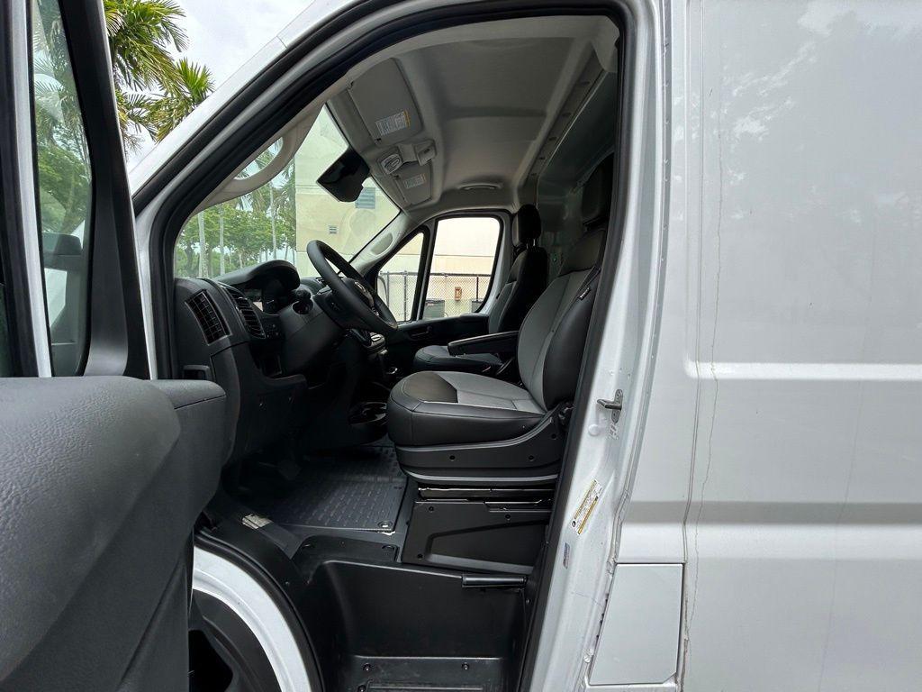 new 2024 Ram ProMaster 3500 car, priced at $51,637