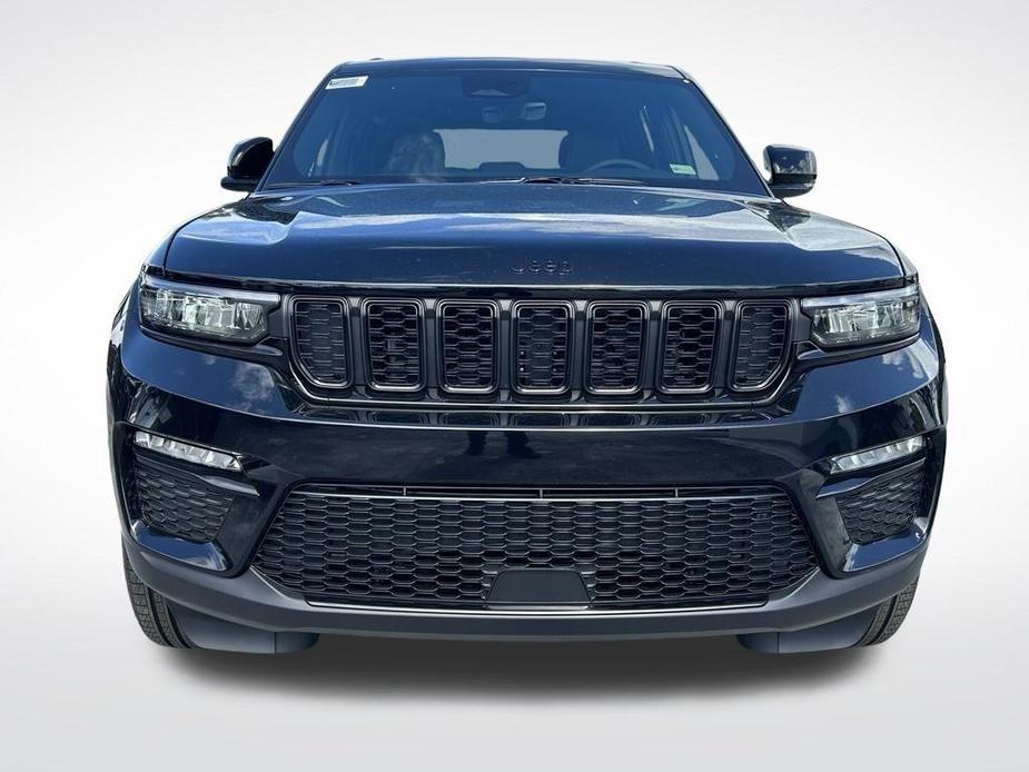 new 2025 Jeep Grand Cherokee car, priced at $47,009