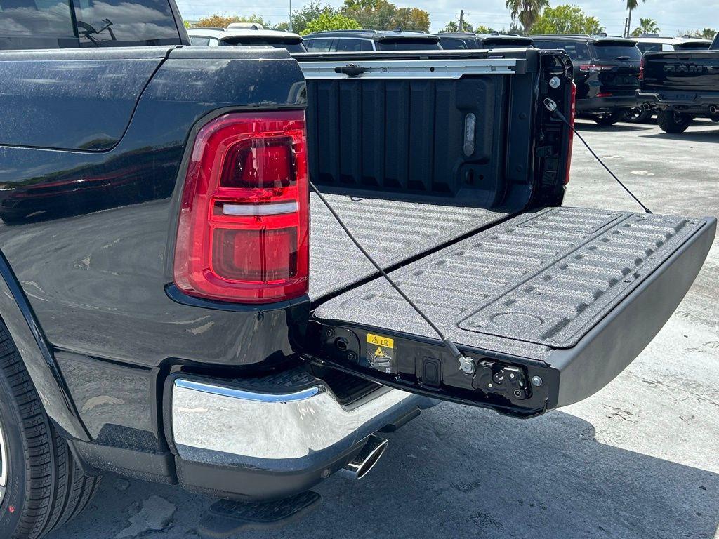 new 2025 Ram 1500 car, priced at $62,376