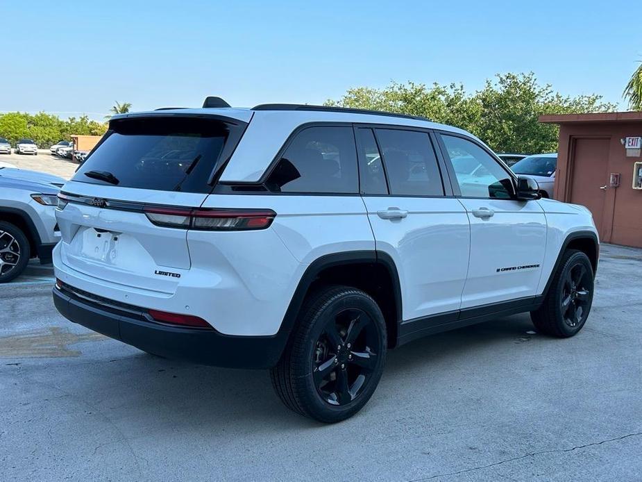 new 2024 Jeep Grand Cherokee car, priced at $39,167