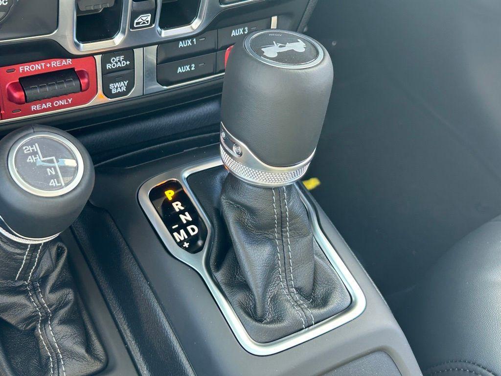 new 2025 Jeep Wrangler car, priced at $51,808