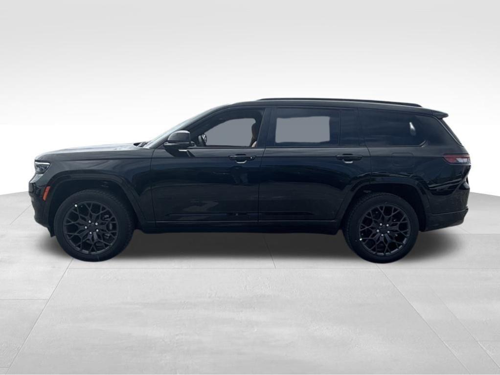new 2025 Jeep Grand Cherokee L car, priced at $59,118
