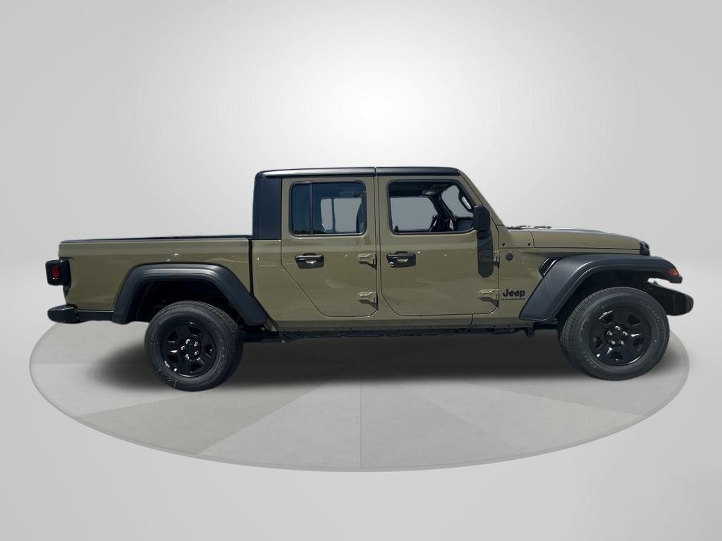 new 2025 Jeep Gladiator car, priced at $40,677