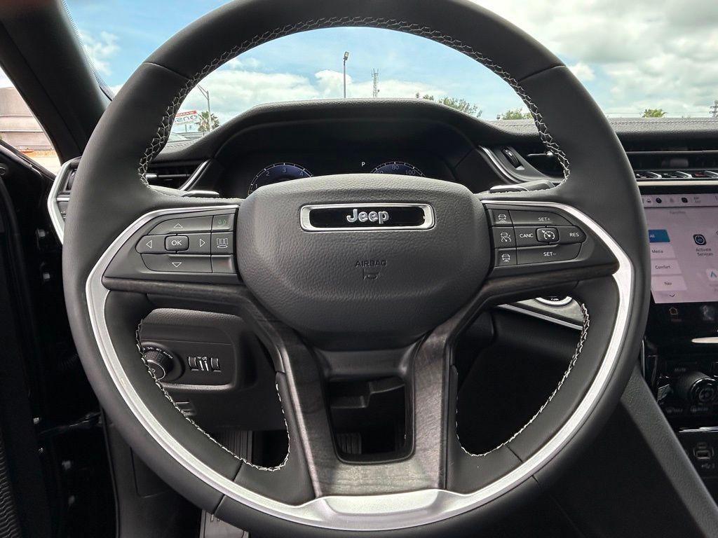 new 2025 Jeep Grand Cherokee L car, priced at $40,478