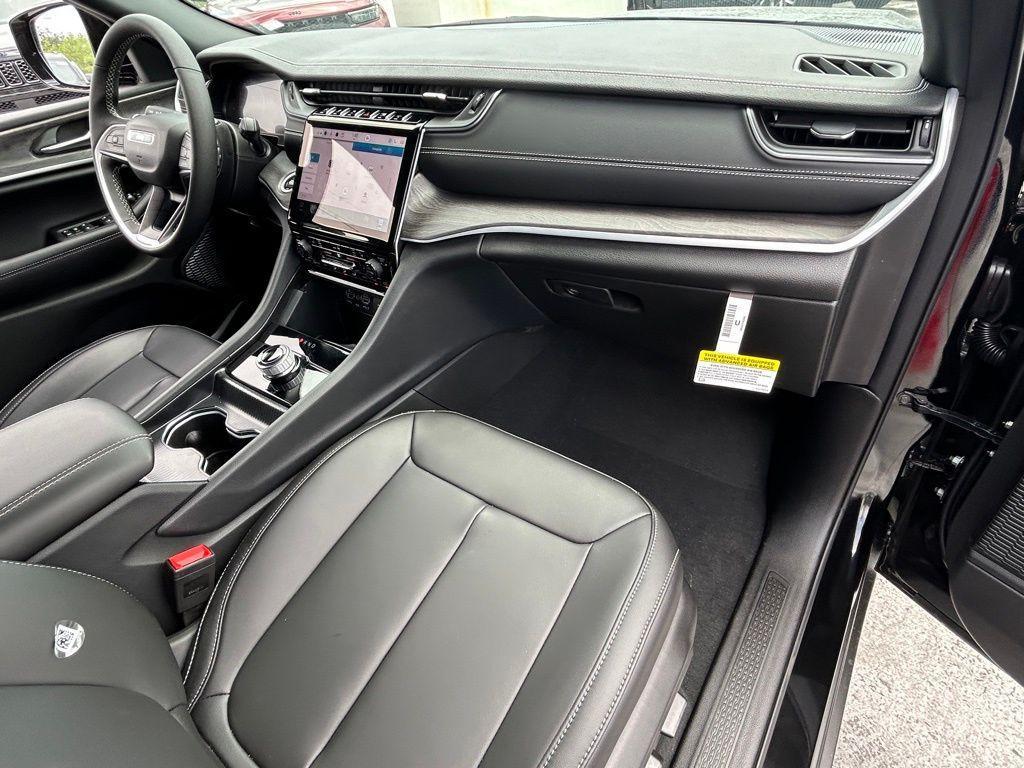 new 2025 Jeep Grand Cherokee L car, priced at $40,478