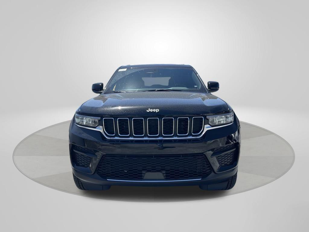 new 2025 Jeep Grand Cherokee car, priced at $32,779