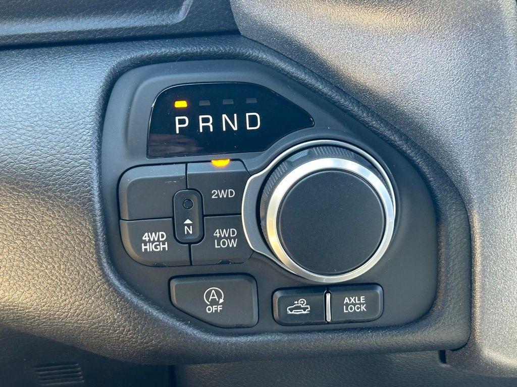 new 2025 Ram 1500 car, priced at $44,037