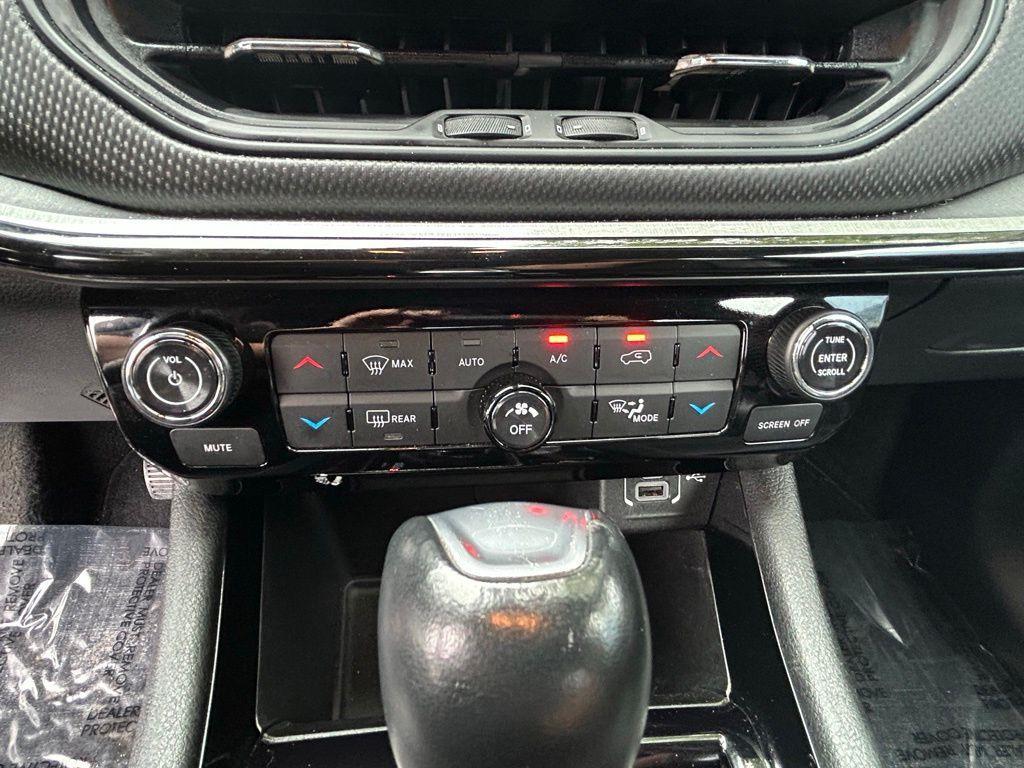 used 2023 Jeep Compass car, priced at $19,835