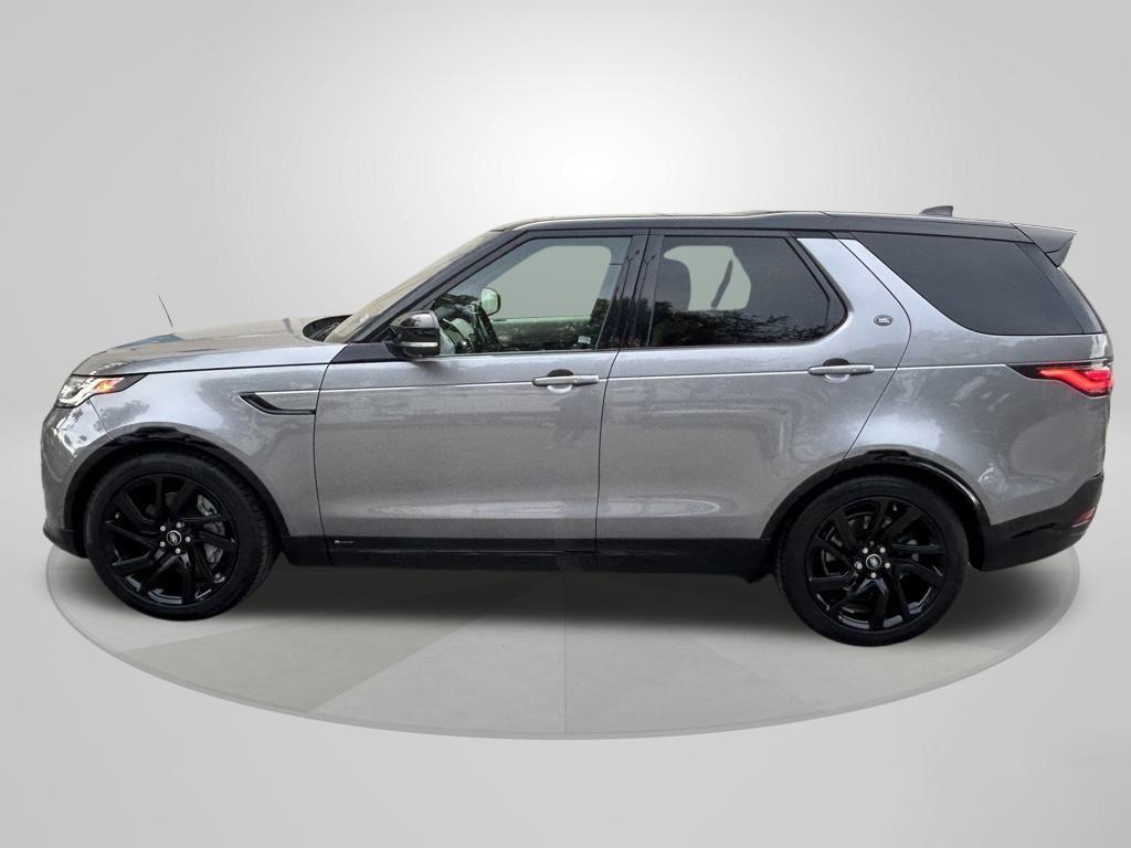 used 2021 Land Rover Discovery car, priced at $28,000