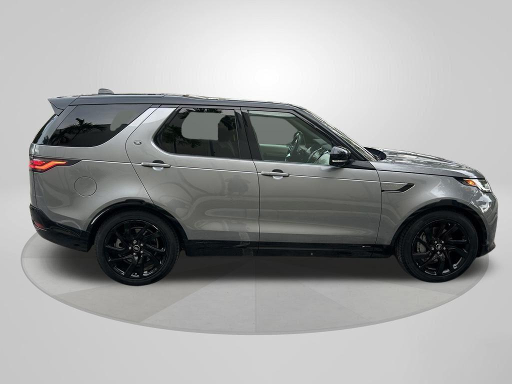 used 2021 Land Rover Discovery car, priced at $28,000