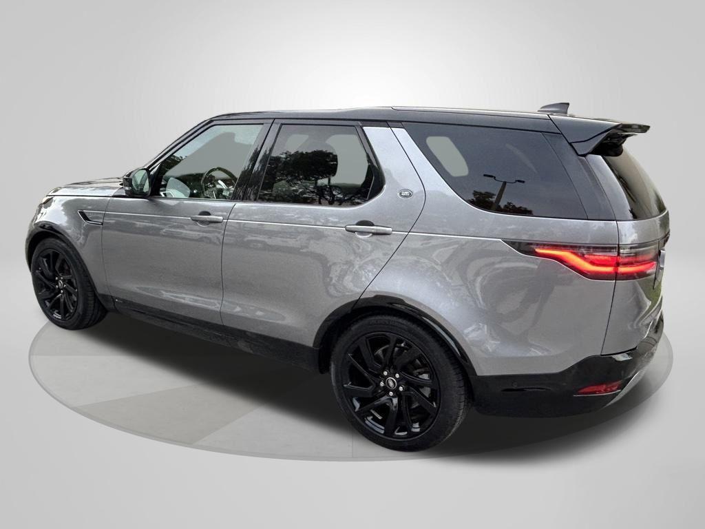 used 2021 Land Rover Discovery car, priced at $28,000