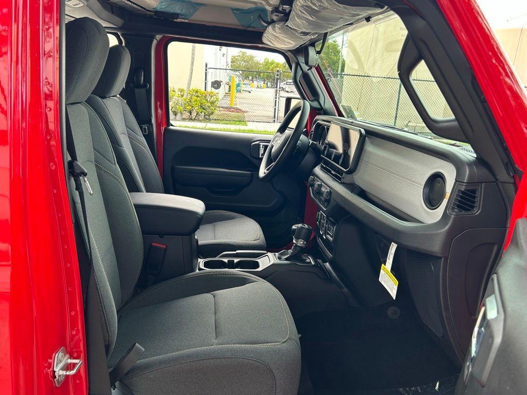 new 2025 Jeep Wrangler car, priced at $35,273