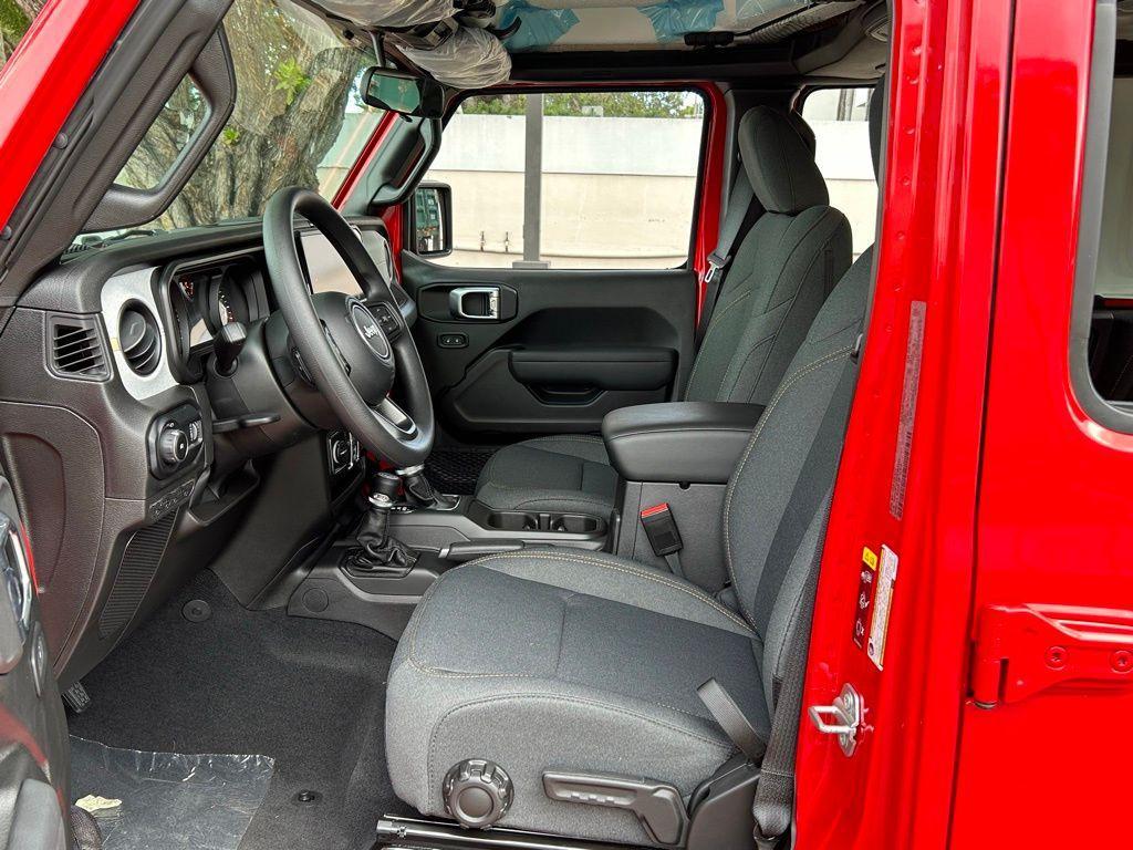 new 2025 Jeep Wrangler car, priced at $35,273