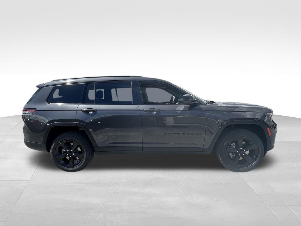 new 2025 Jeep Grand Cherokee L car, priced at $40,156