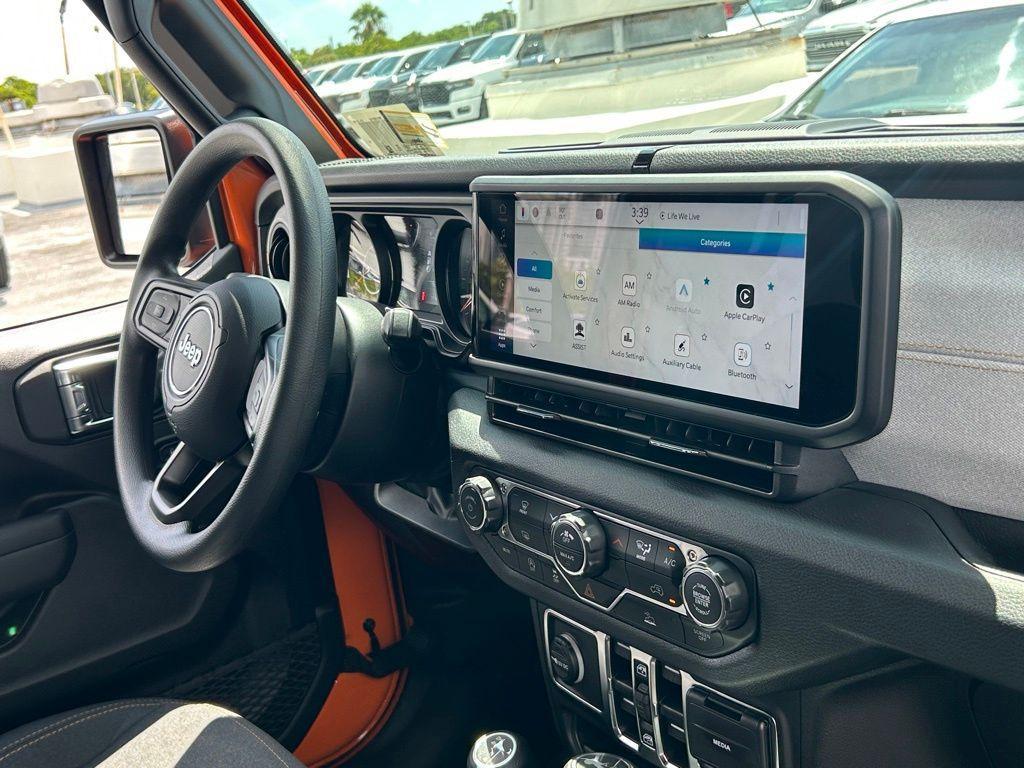 new 2025 Jeep Wrangler car, priced at $34,543