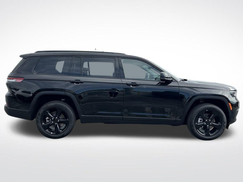 new 2024 Jeep Grand Cherokee L car, priced at $35,875