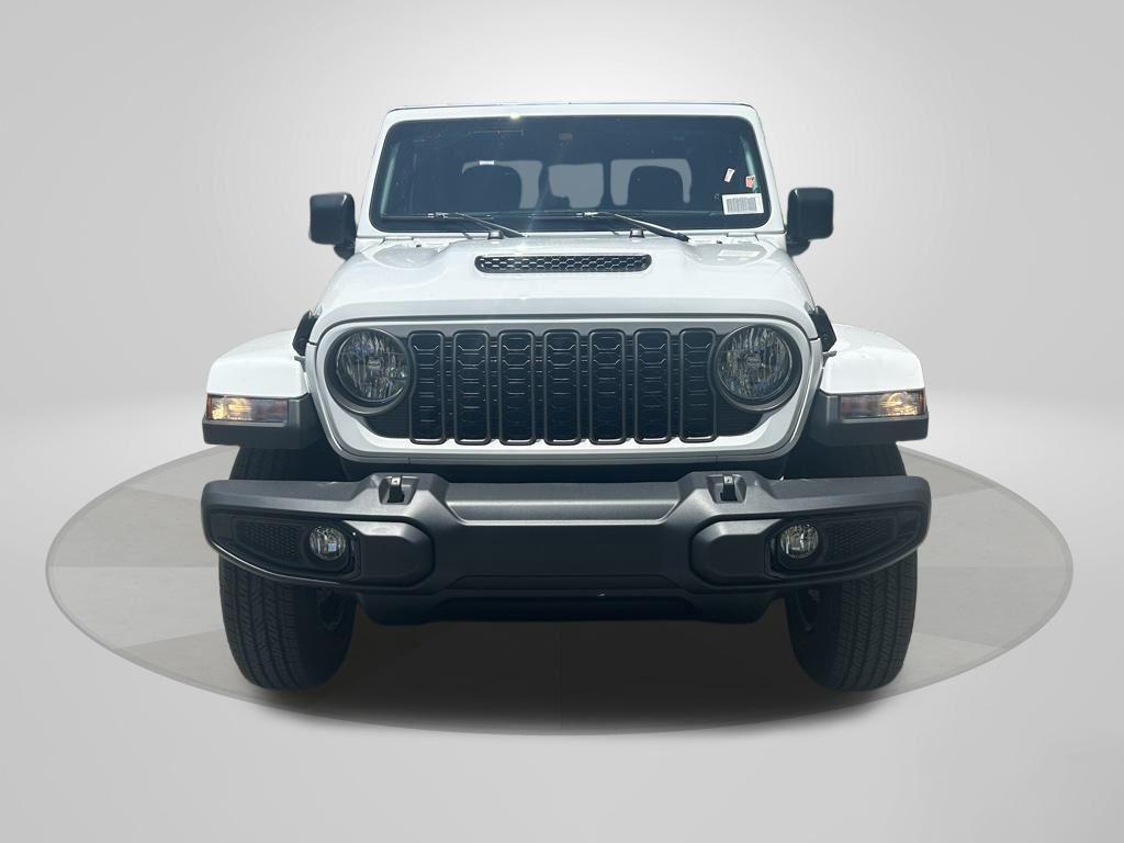 new 2025 Jeep Gladiator car, priced at $40,286