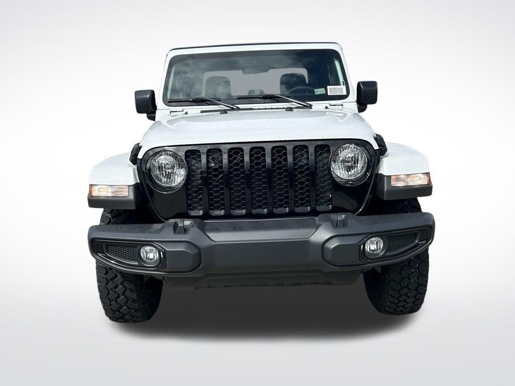 new 2023 Jeep Gladiator car, priced at $38,351