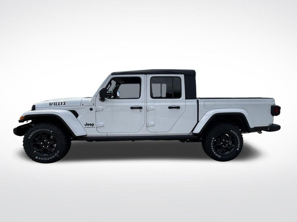 new 2023 Jeep Gladiator car, priced at $38,351