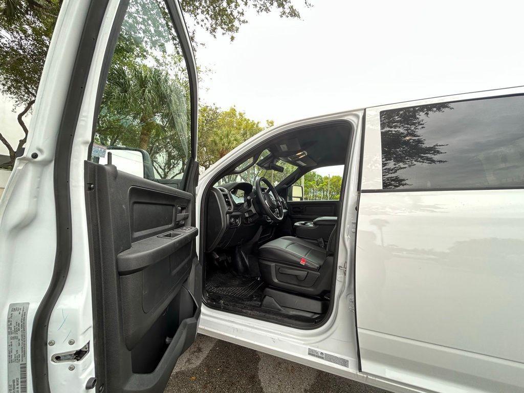new 2025 Ram 2500 car, priced at $58,437
