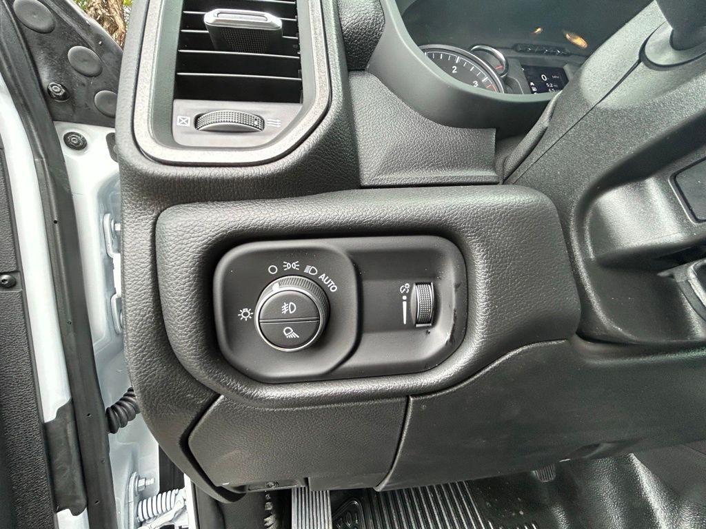 new 2025 Ram 2500 car, priced at $58,437