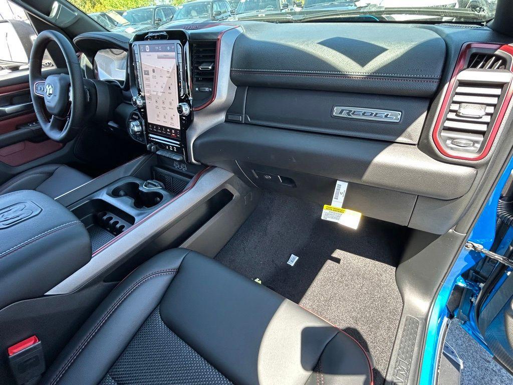 new 2025 Ram 1500 car, priced at $54,361