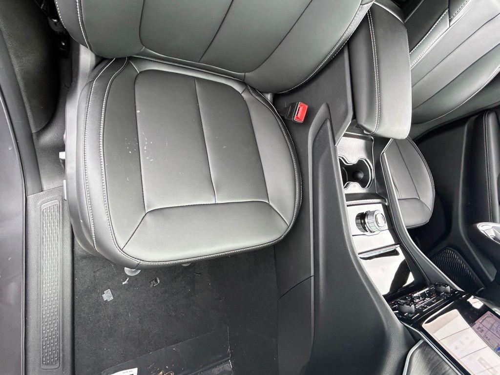 new 2025 Jeep Grand Cherokee L car, priced at $41,731