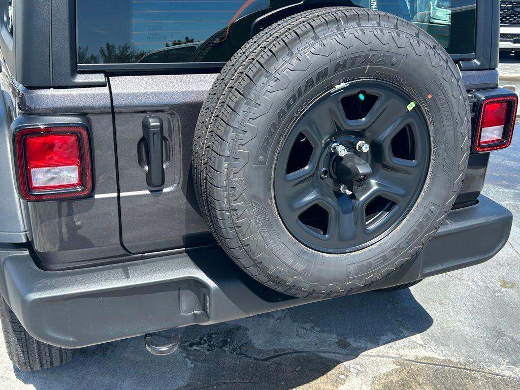 new 2025 Jeep Wrangler car, priced at $35,617