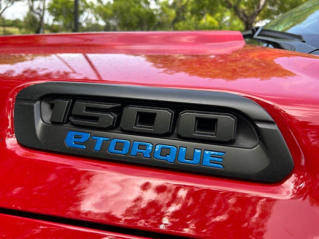 new 2025 Ram 1500 car, priced at $39,292