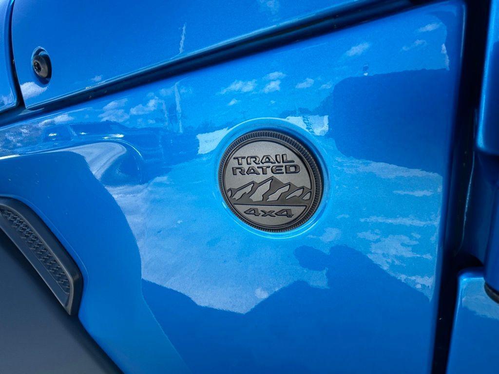 new 2025 Jeep Wrangler car, priced at $33,158