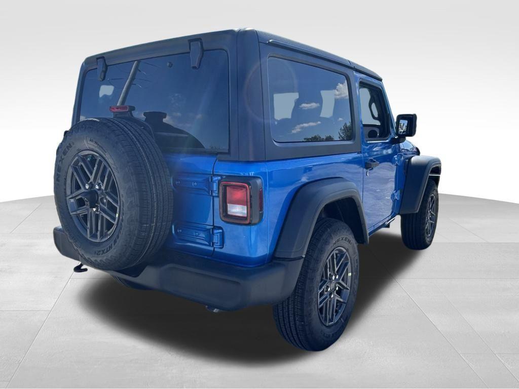 new 2025 Jeep Wrangler car, priced at $33,158