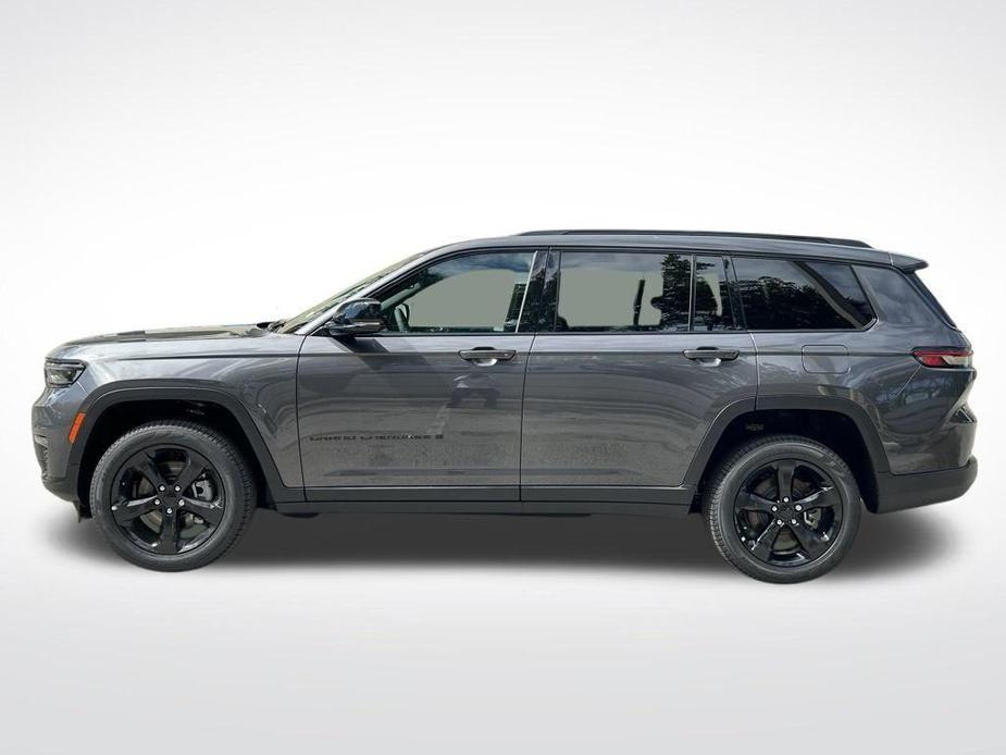 new 2024 Jeep Grand Cherokee L car, priced at $38,375