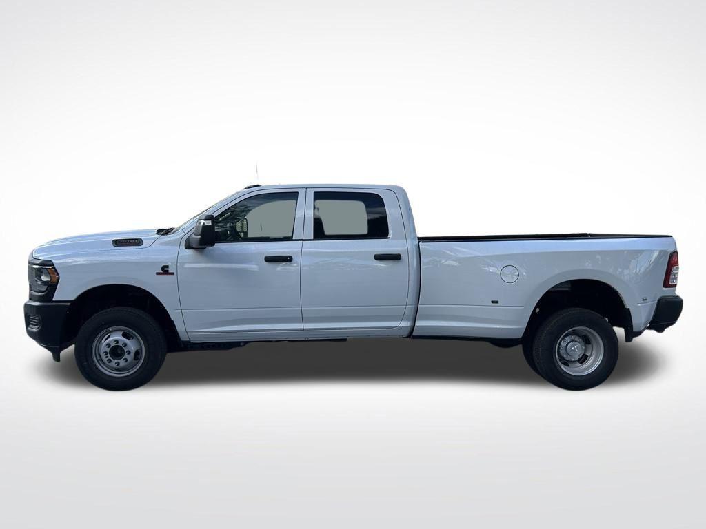 new 2024 Ram 3500 car, priced at $57,974