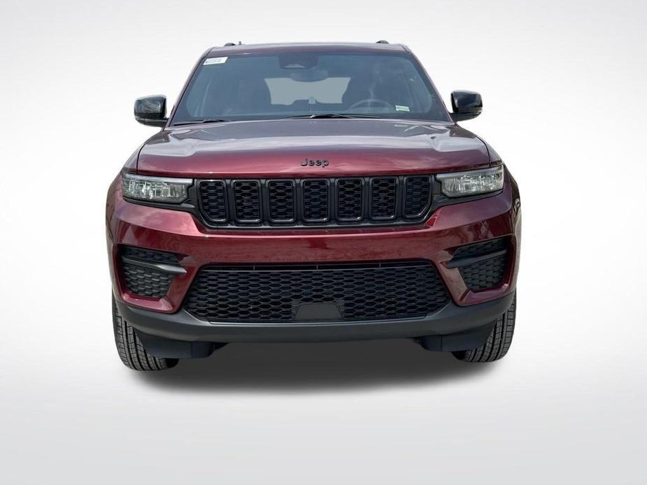 new 2024 Jeep Grand Cherokee car, priced at $35,684