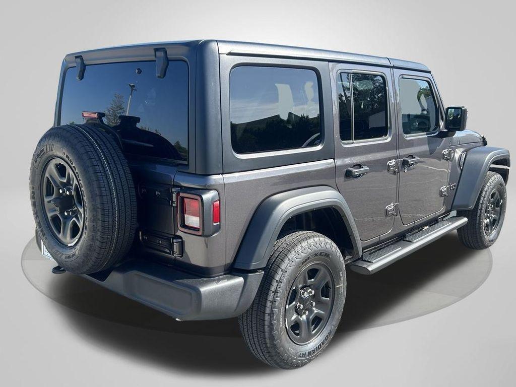 new 2025 Jeep Wrangler car