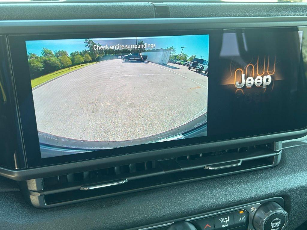 new 2025 Jeep Wrangler car