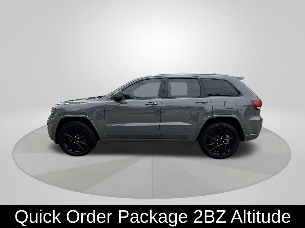 used 2020 Jeep Grand Cherokee car, priced at $15,000