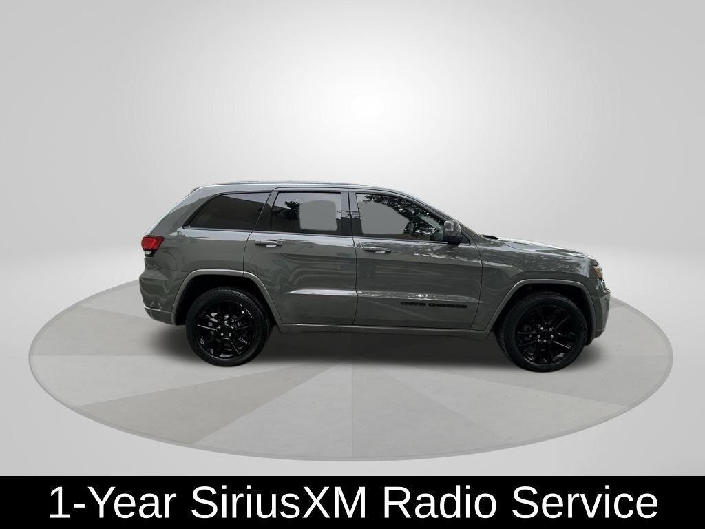 used 2020 Jeep Grand Cherokee car, priced at $15,000