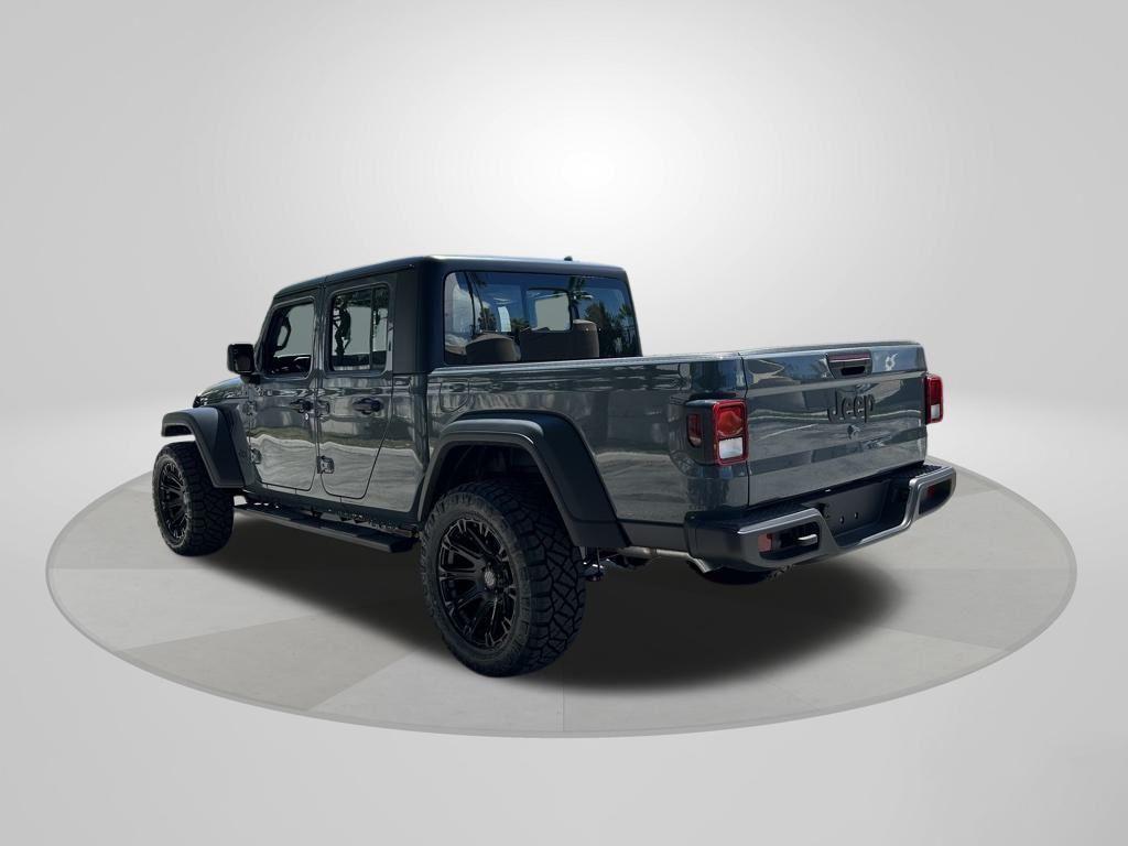 new 2025 Jeep Gladiator car, priced at $35,755