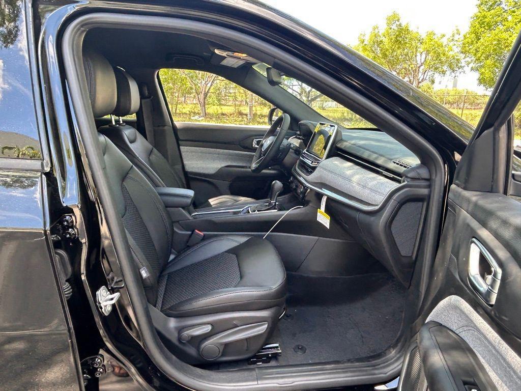 new 2025 Jeep Compass car, priced at $23,899