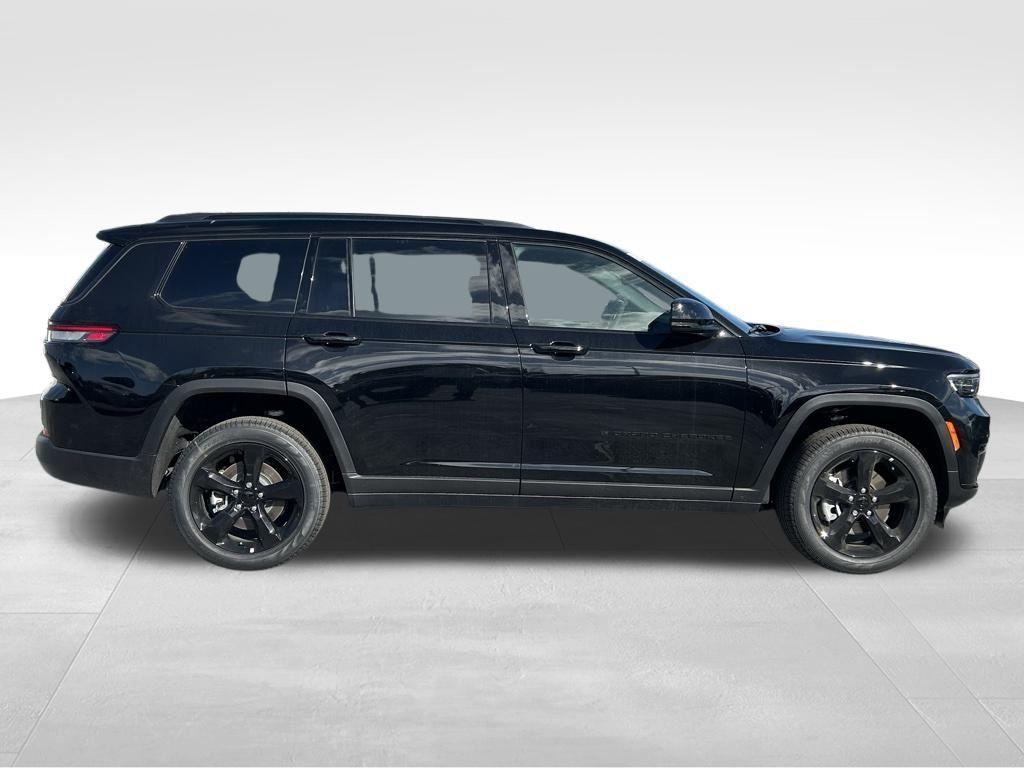 new 2025 Jeep Grand Cherokee L car, priced at $41,531