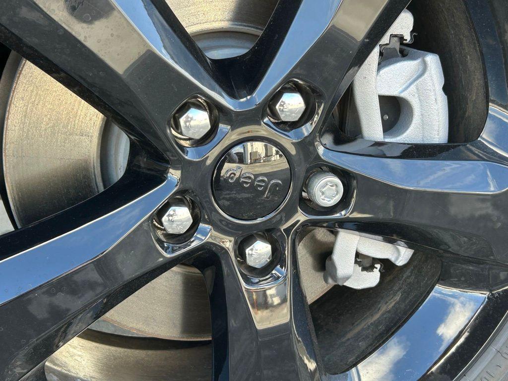 new 2025 Jeep Grand Cherokee L car, priced at $41,531