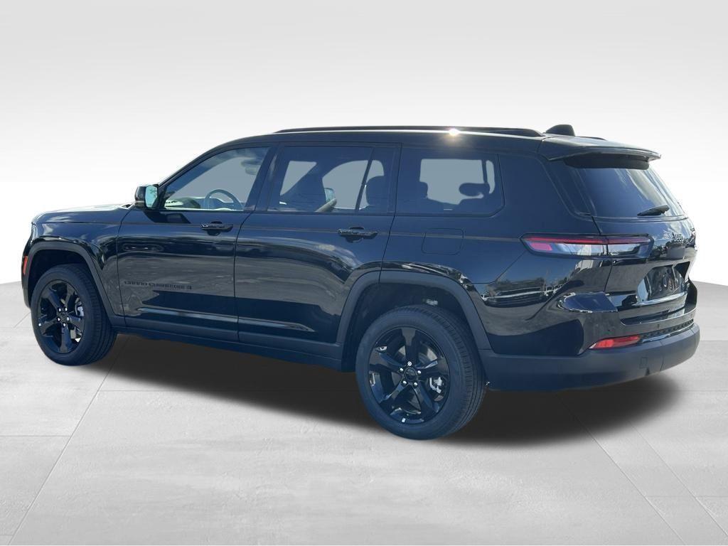 new 2025 Jeep Grand Cherokee L car, priced at $41,531