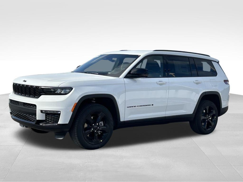 new 2025 Jeep Grand Cherokee L car, priced at $40,760
