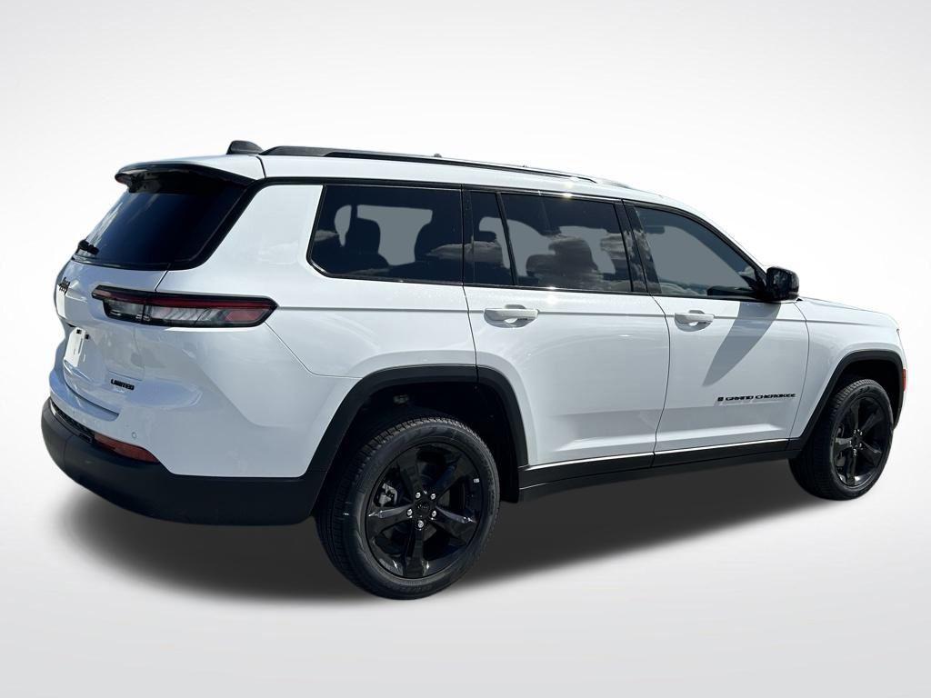 new 2024 Jeep Grand Cherokee L car, priced at $35,339