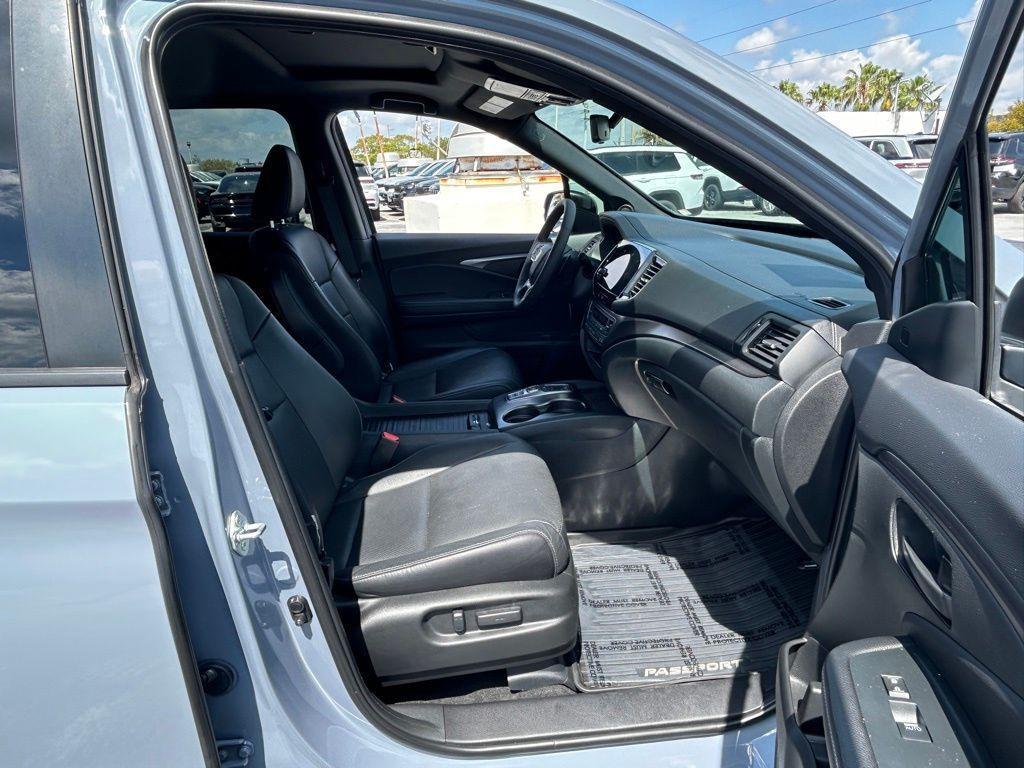 used 2022 Honda Passport car, priced at $29,485