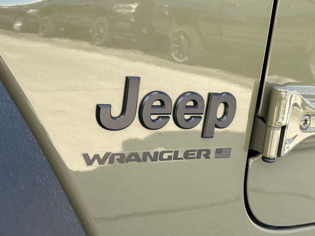 new 2025 Jeep Wrangler car, priced at $37,213